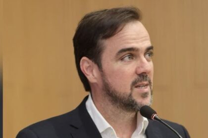 "Trabalho para ser segundo nome ao Senado com Gracinha", diz Mendanha