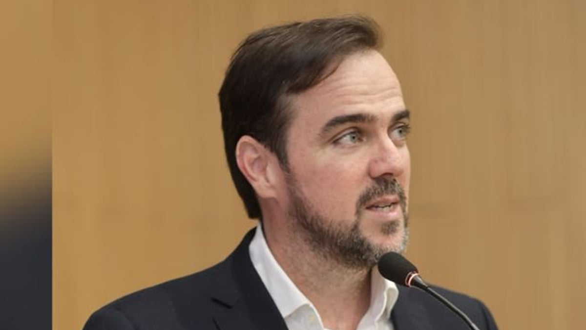 "Trabalho para ser segundo nome ao Senado com Gracinha", diz Mendanha