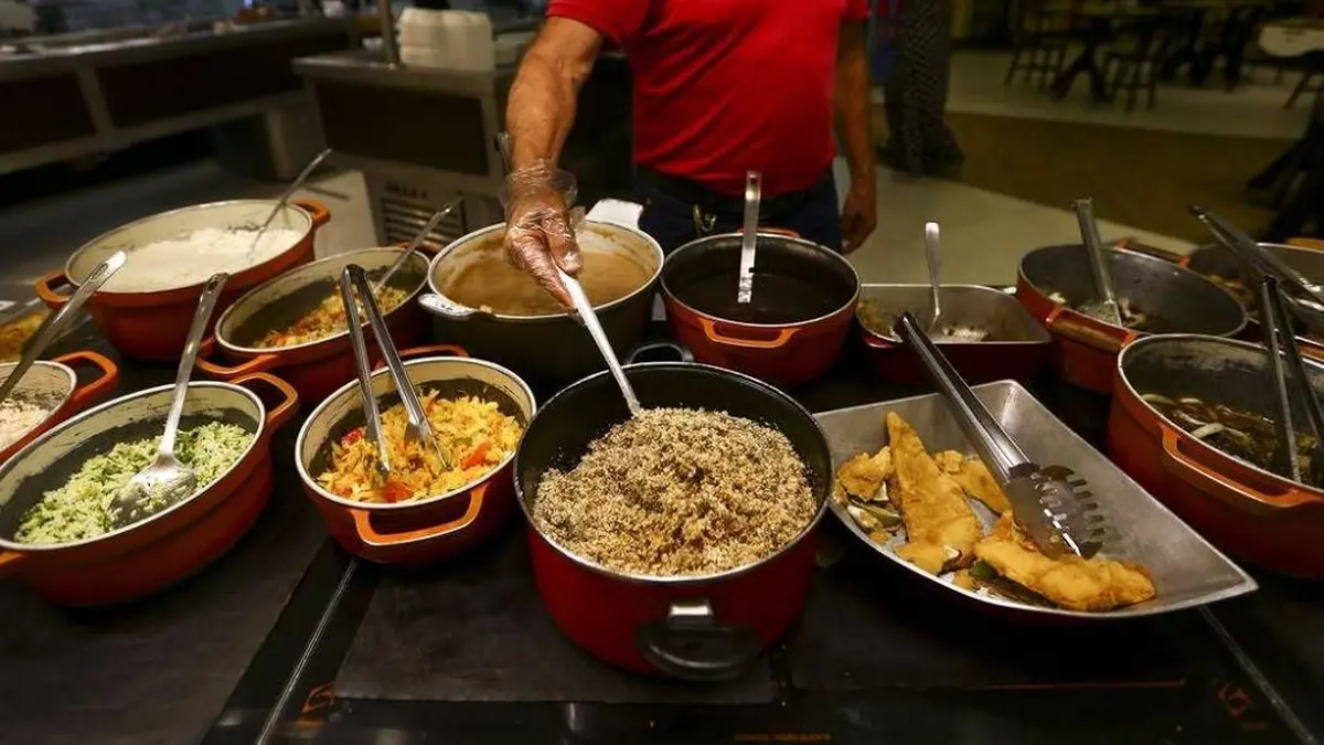 Lula assina decreto que muda regras para vale-refeição e alimentação