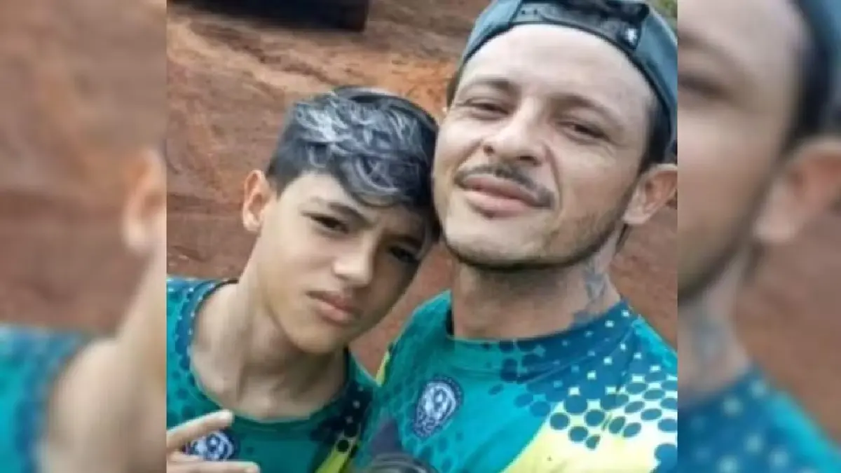 Imagem publicada nas redes sociais mostra pai abraçado ao filho