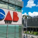 OAB-GO tenta reverter multa à defesa de homem filmado quando matou a namorada em Jataí e que deixou júri