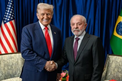 Telefonema teve 40 minutos Lula liga para Trump, pede revogação de outras tarifas e discute combate ao crime organizado