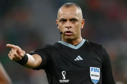 wilton-pereira-sampaio-durante-jogo-1200x675