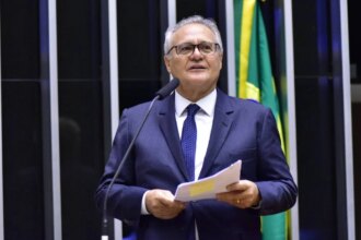 Senado instala comissão para apurar fraudes do Banco Master Presidido por Renan Calheiros, grupo é criado em meio a pedidos de CPI