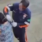 Vítima sendo atendida pelo Samu - (Foto: reprodução)