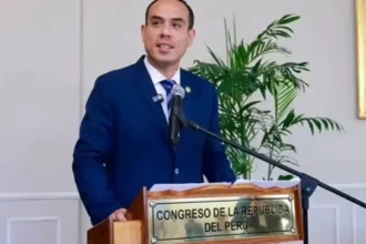 Congresso do Peru derruba presidente e declara cargo vago às vésperas das eleições